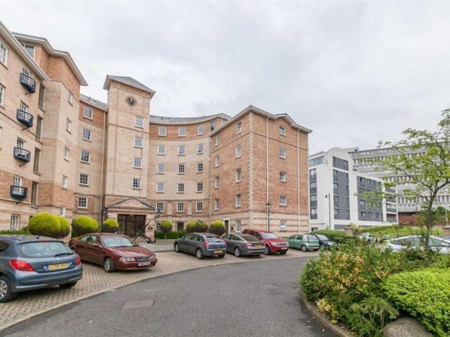 My Waterfront Apartment, Views Over Water Of Leith EDI Exterior photo