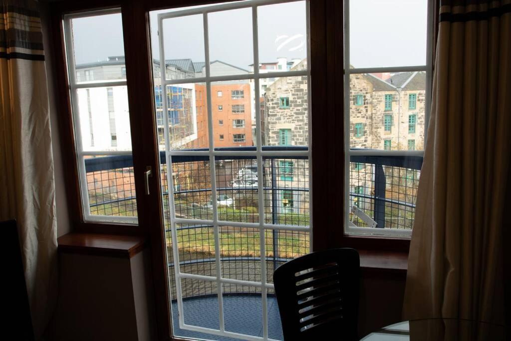 My Waterfront Apartment, Views Over Water Of Leith EDI Exterior photo